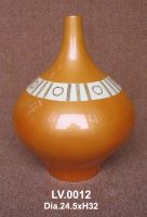 Отлакированная керамическая ваза Combinated с бамбуком