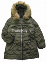 Дамы проложили Outerwear