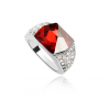 Кристаллическое кольцо с красным диамантом
