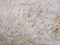 Белый длинний рис зерна