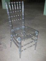 Пластичный стул Chiavari
