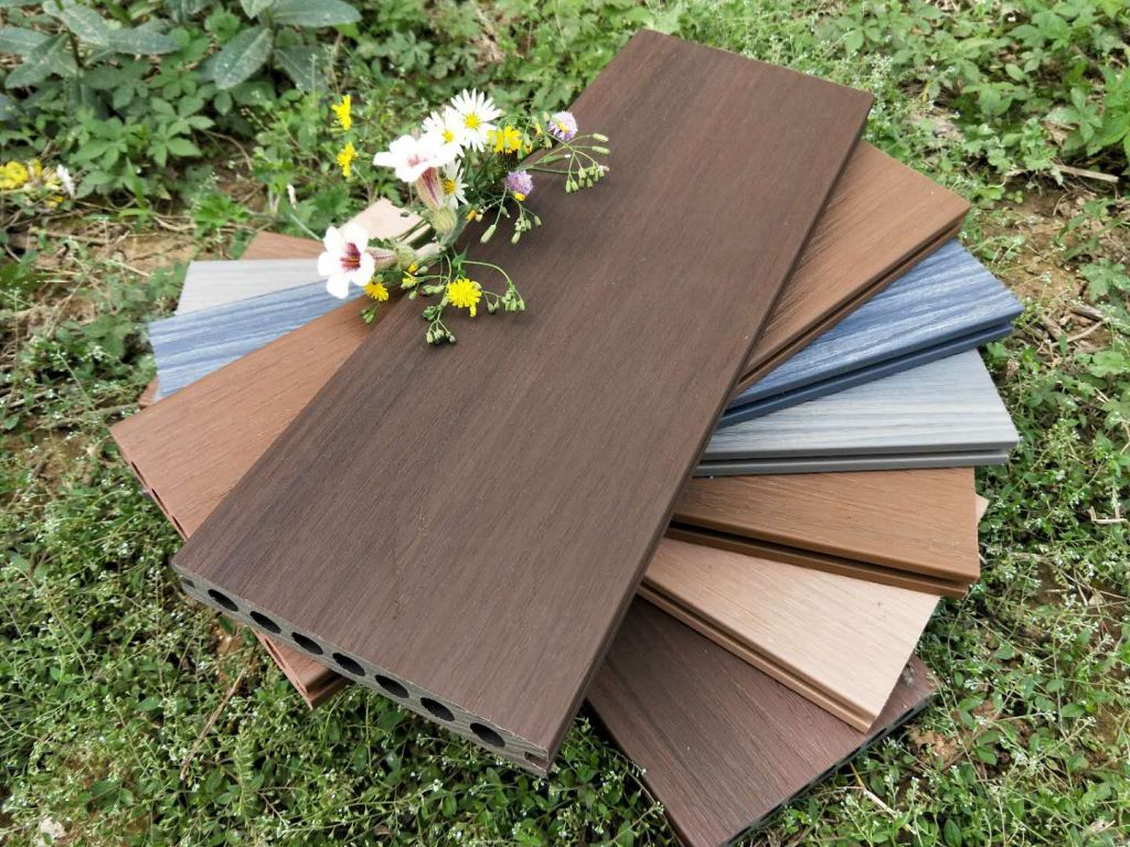 EU popular fashion style anti-fire moulded cheap wood plastic composite price