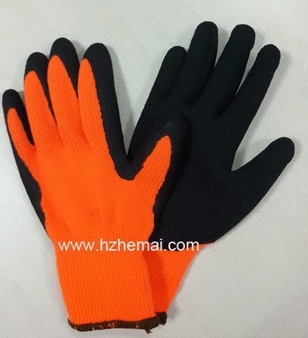 Thermal latex gripper glove sandy finish