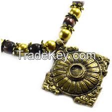 Stylish Handmade Brass Fashion Necklaess Jewellry