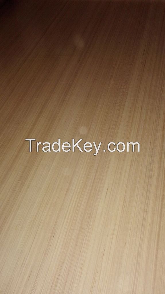 Poplar Okoume Bintangor Birch Veneered Commercial Plywood