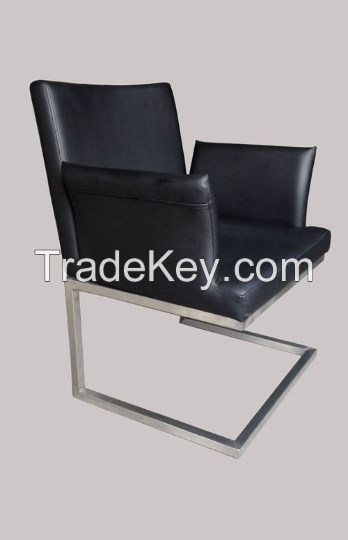 Fashion design dining chair with arms