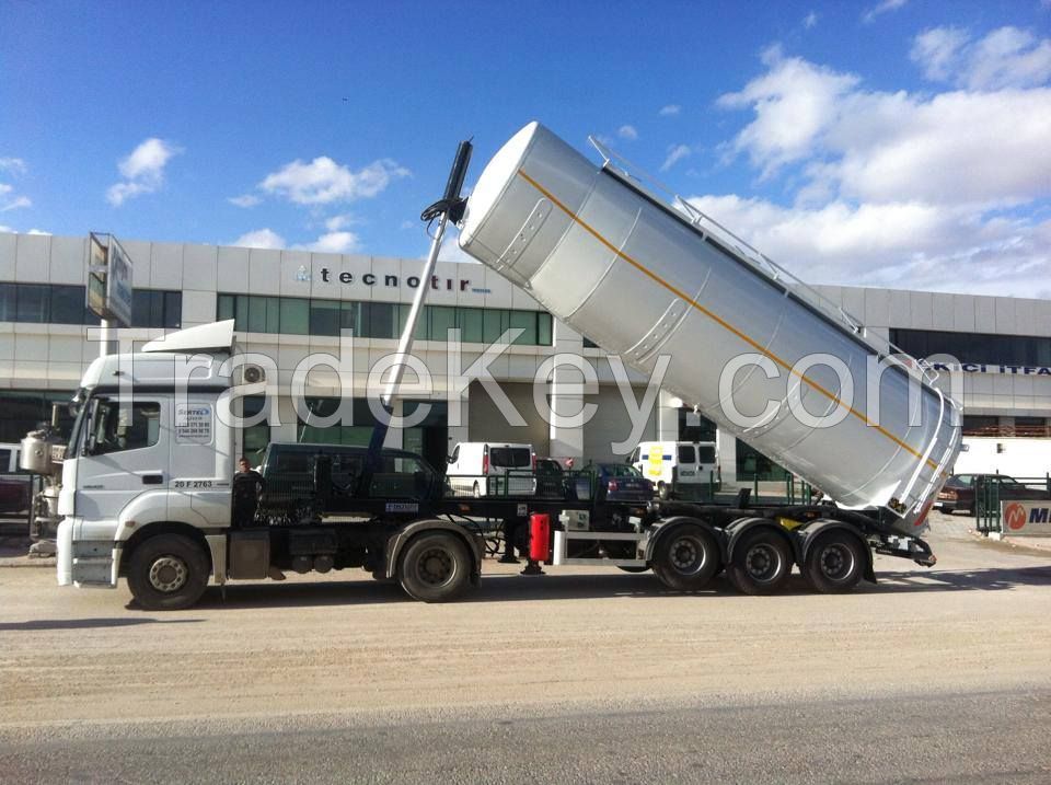 TIPPER BULK CEMENT TRAILER