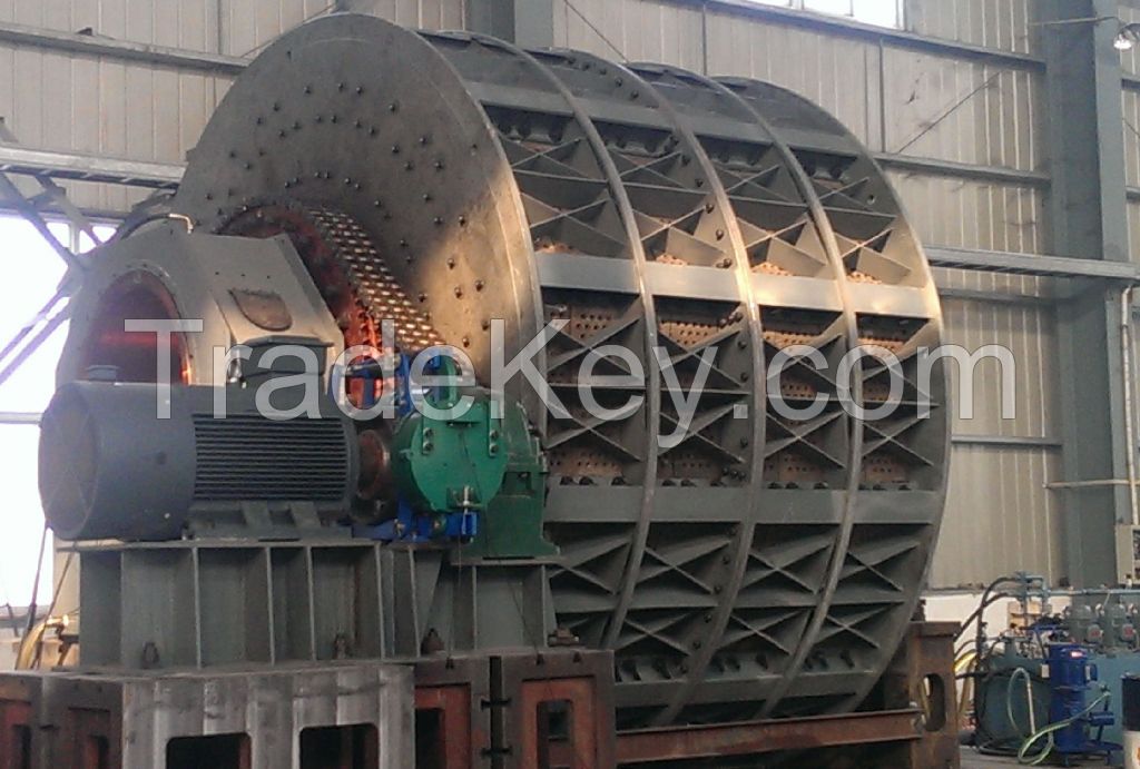 Screening and grinding mill