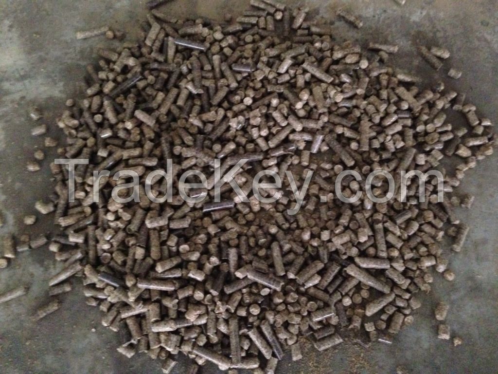 Wood pellets from palm trunk (OPT)