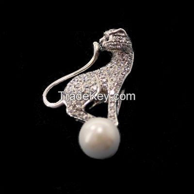 high quality pearl and CZ animal pendant, silver leopard pendant