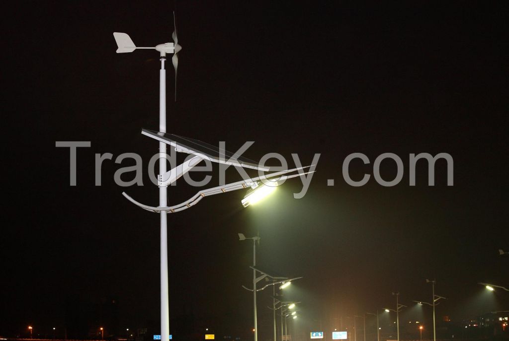 wind and solar hybrid street lights