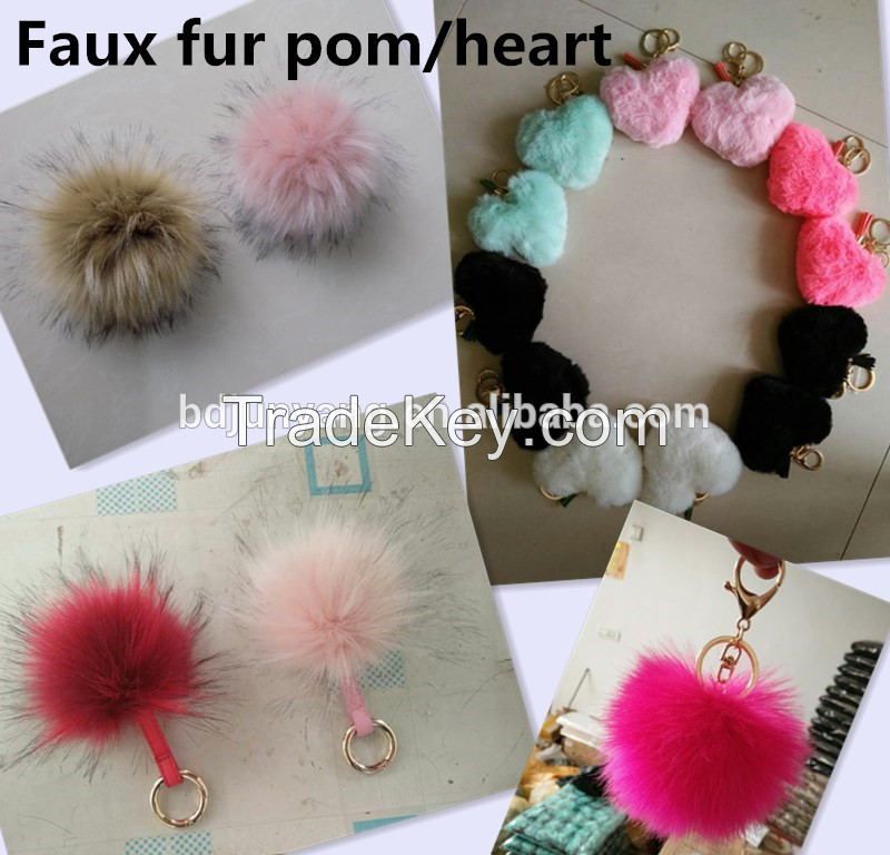 Beautiful fake fur pom pom keychain ball