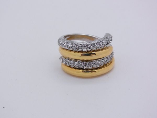 Two tones ring