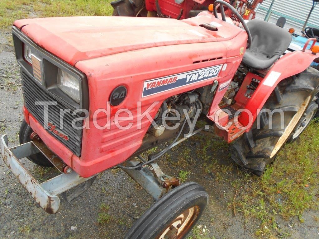 Selling Japanese used farm tractors and other farm machineries