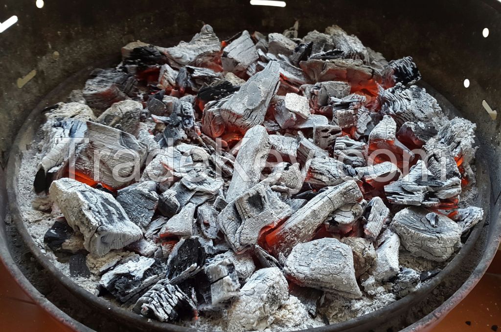 Lump charcoal for BBQ and Shisha