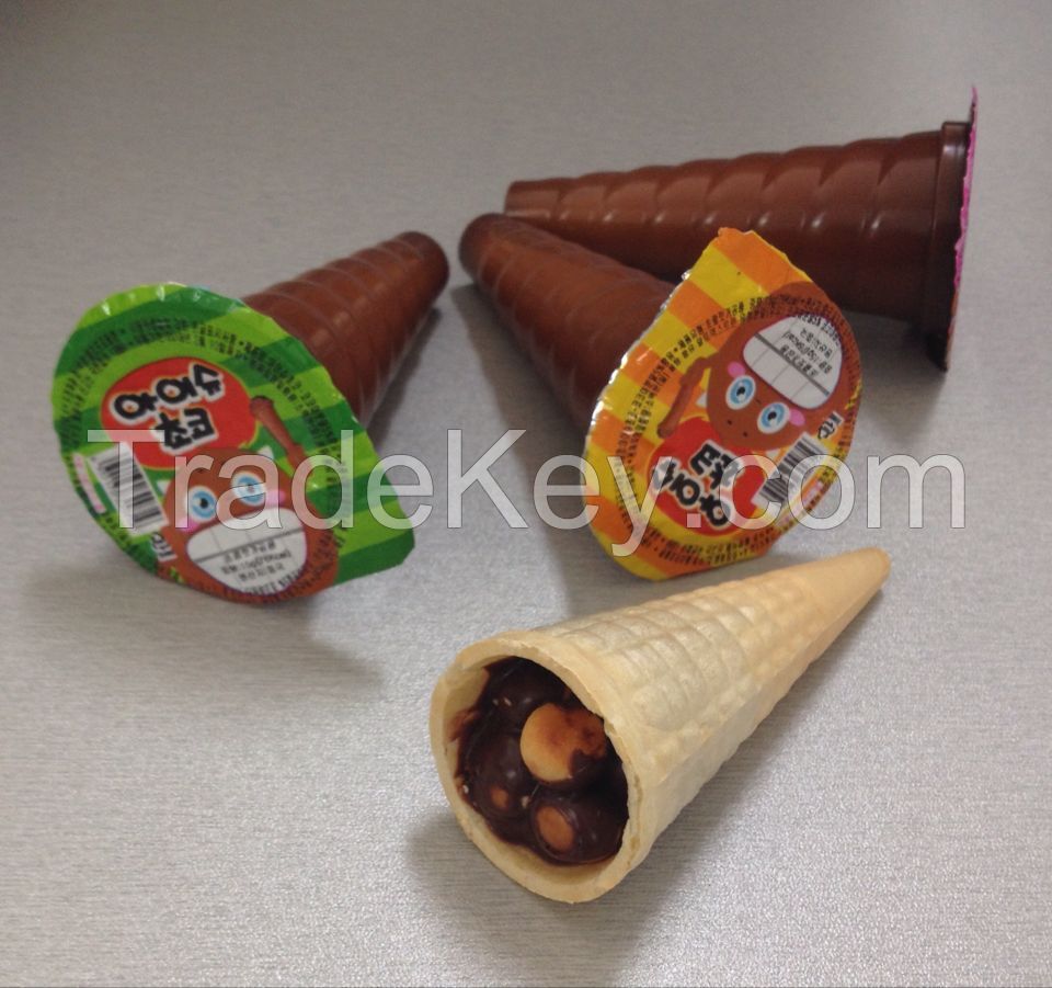 ice cream chocolate biscuit cone in pvc cup