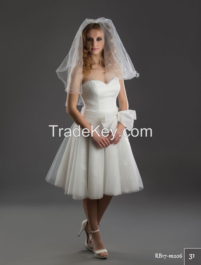 Mini wedding dress