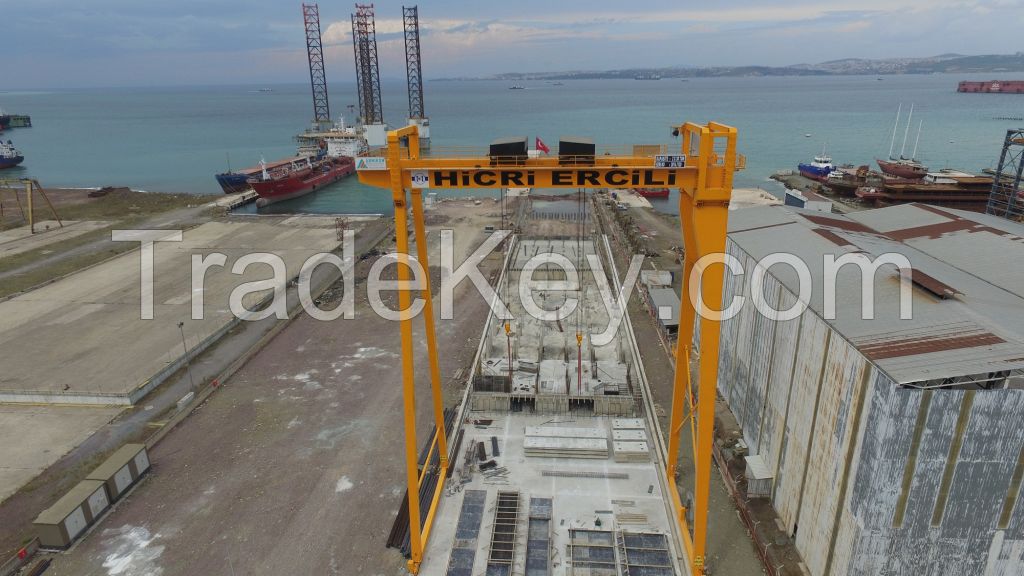 gantry crane / grue portique