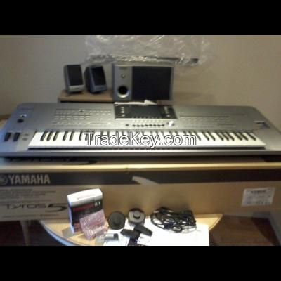 Tyros5 76-key Arranger Workstation