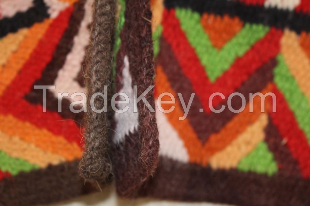 BABY ALPACA WOOL CARPETS / RUGS