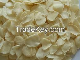 dry sliced garlic