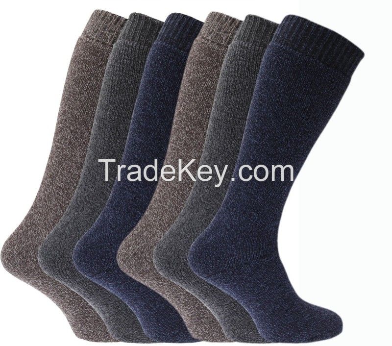 HIGH QUALITY MID-CALF LENGTH SOCKS