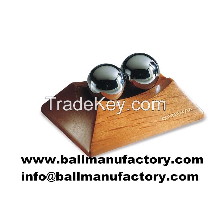 supply Chinese meditation health baoding balls with custom wooden stand