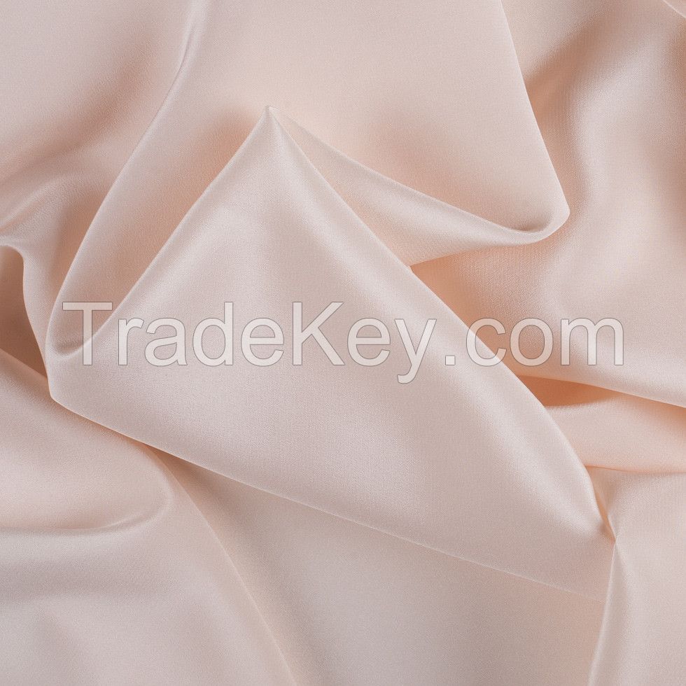 100% Mulberry Silk Fabric In Cream Pink