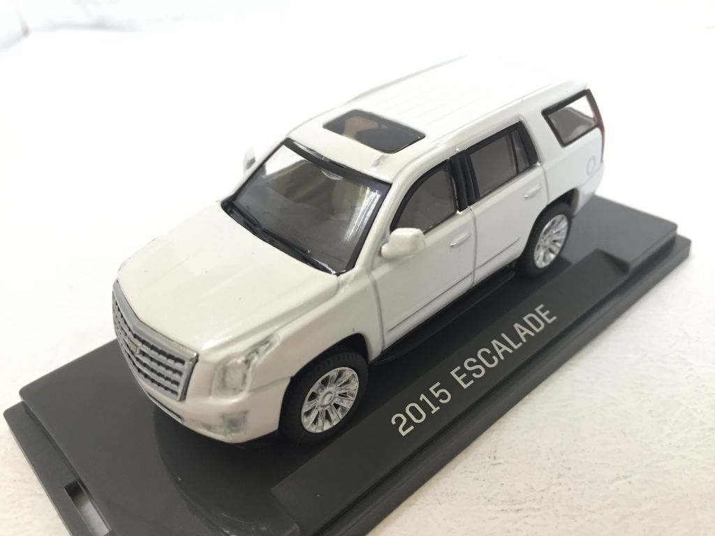 Diecast model car maker