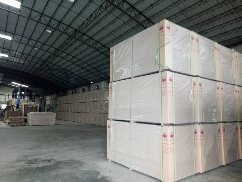 Finished Melamine Laminated Particle Board/Flakeboard