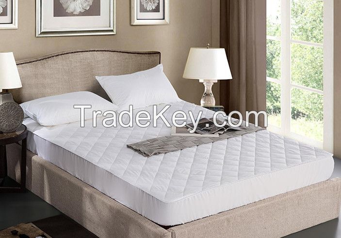 Mattress cover with fitted cover style