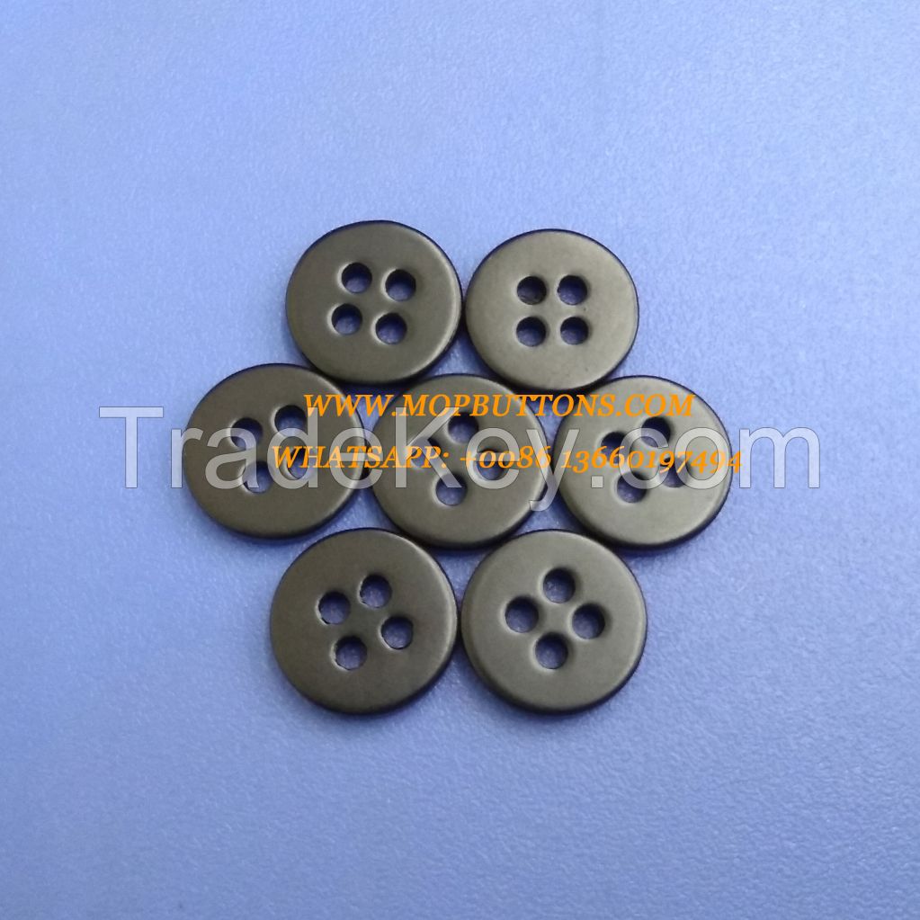 4 Holes Flat Type Matt Black Coloured Chinese River Shell Buttons Made in China