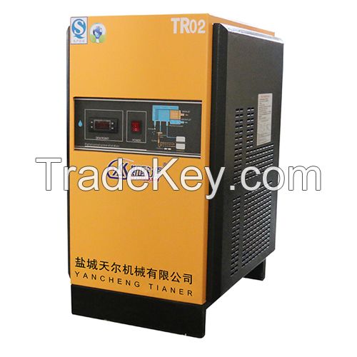 Refrigerated air dryer