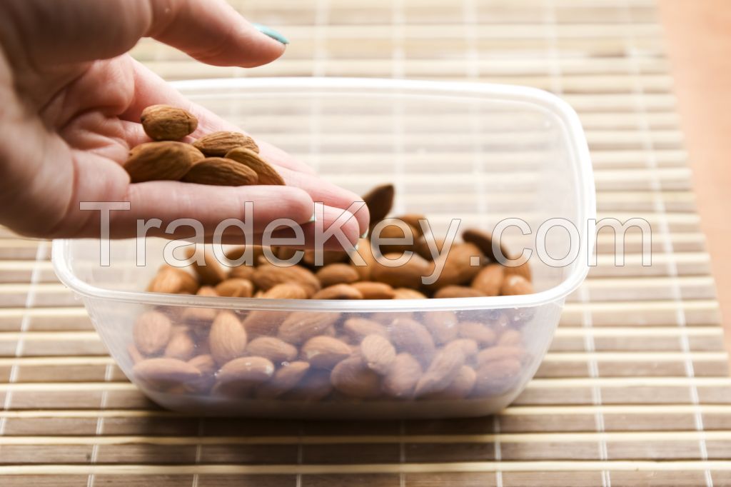 Organic Bitter Almonds / Almond nut /Almonds kernel nuts