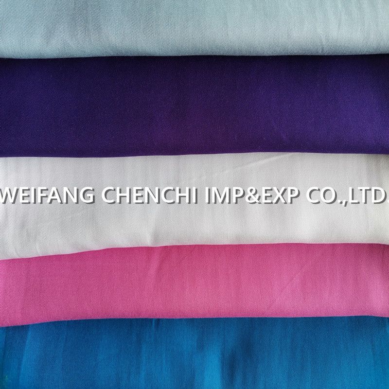 100% Rayon twill 125gsm/140gsm 150cm dyed fabric packed by roll