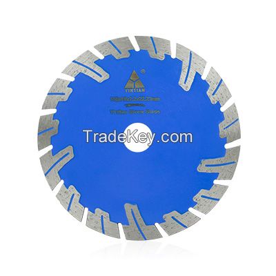 Hot pressed protective teeth diamond saw blade for cutting concrete