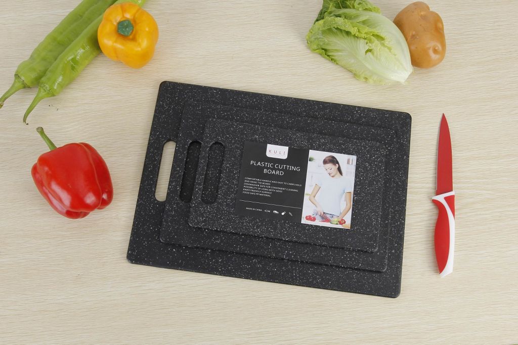 Cutting board for food preperation