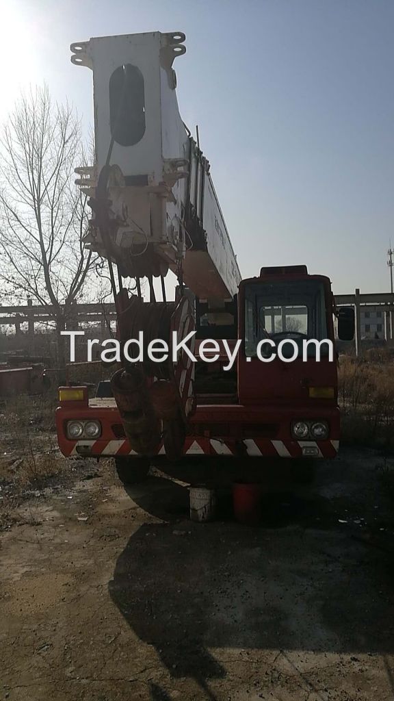 TADANO 50TON MOBILE CRANE