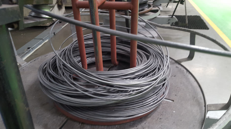 Sell C.H.Q WIRE / STS WIRE, CARBON WIRE