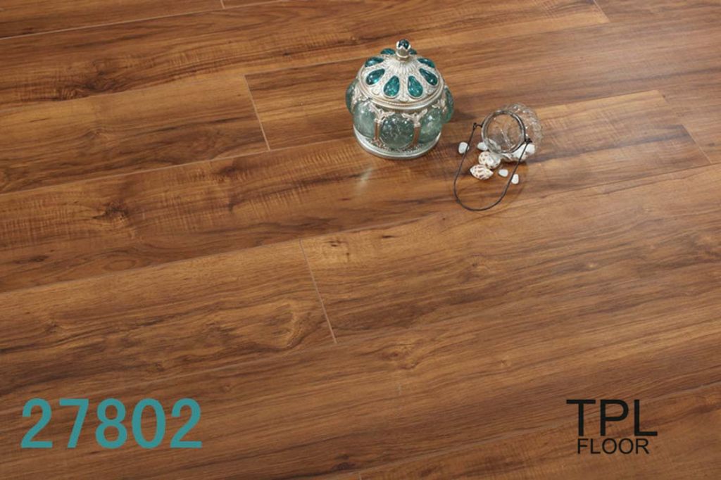 laminated wooden flooring 27802