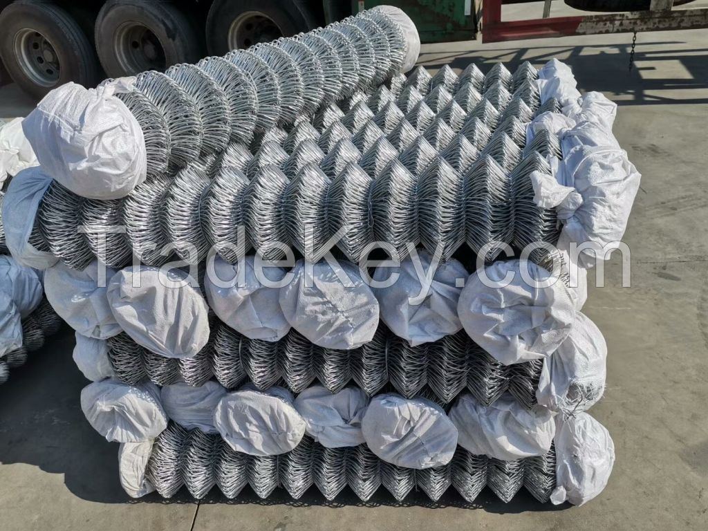 Hot Galvanized Wire Chain Link Fence
