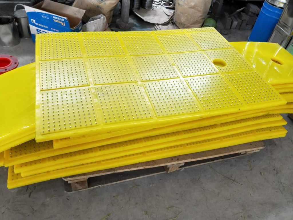 Sell all kinds of viberating screens made of PU, Manganese steel, stainless stell for Mining and sand seperation