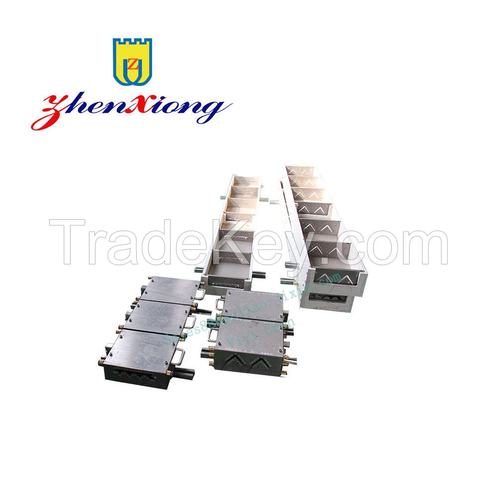 Wood plastic floor board extrusion mould