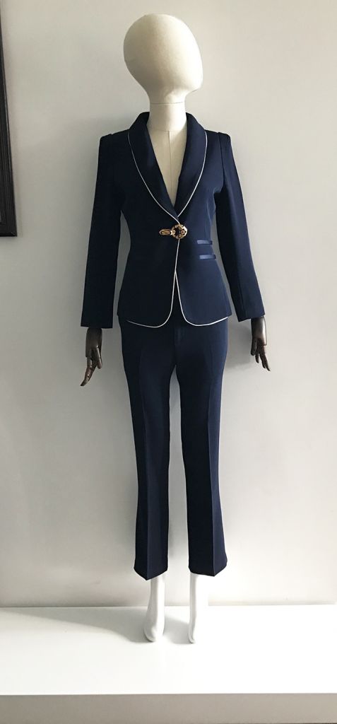 Womens Suits 446