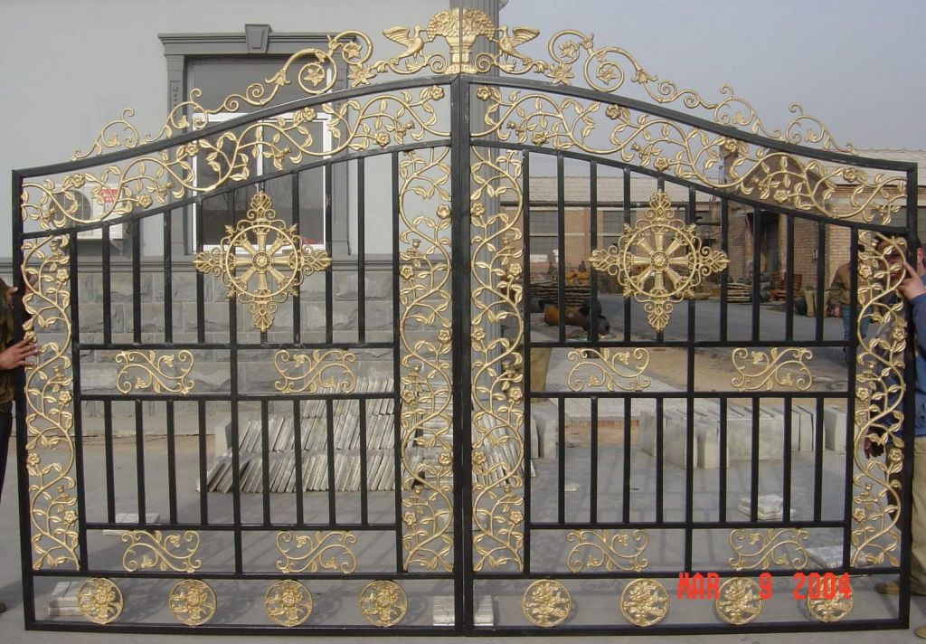 Beautiful iron driveway gate