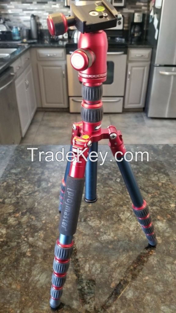 Professional Promaster XC522 Tripod with Ball Head And Levels MonoPod