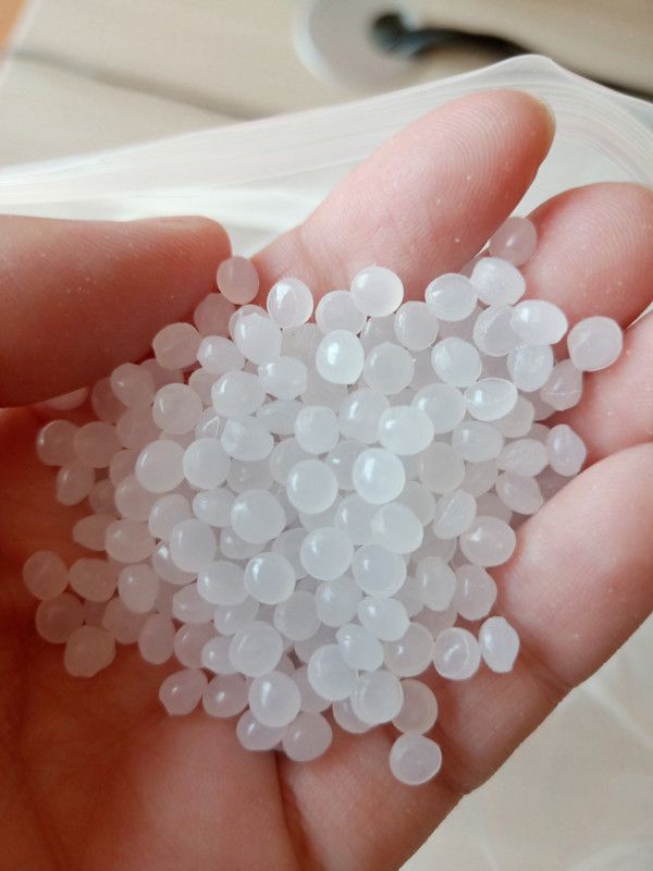 Linear low density polyethylene(LLDPE) granules