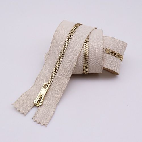 2019 Eco-Friendly open end gold color metal zipper custom metal zipper for garment
