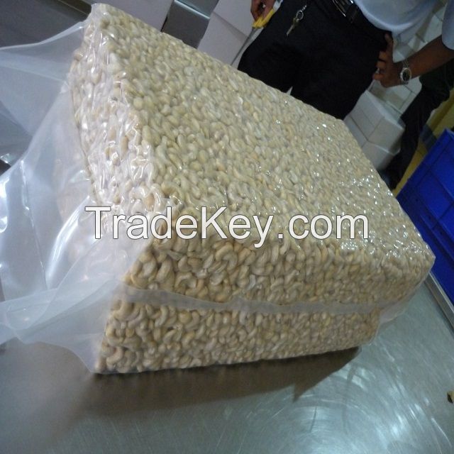 Dried CashewNut/ Cashew Nuts W180 W240 W320 W450/ Vietnam Certified WW320 Dried Cashew