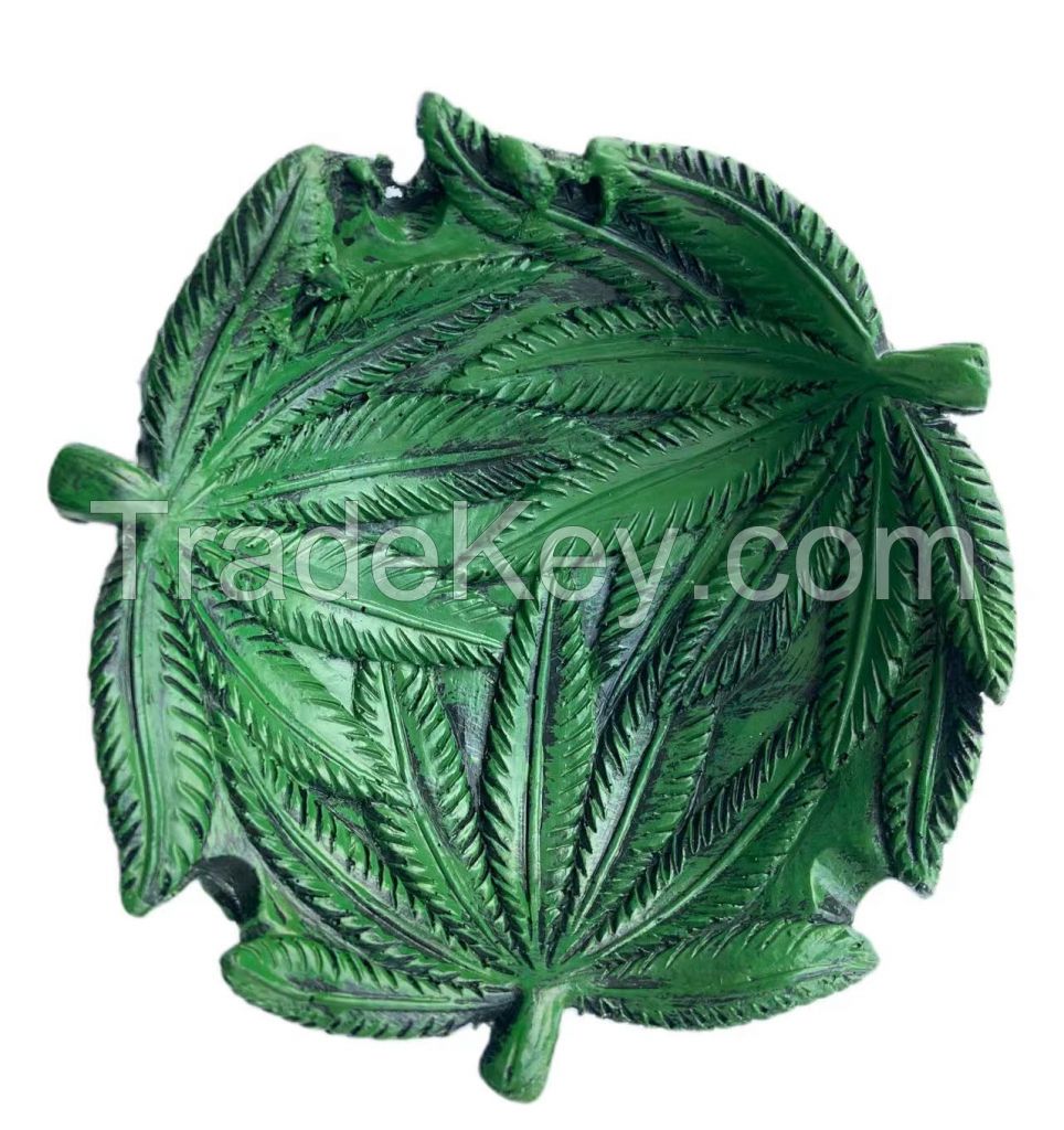 Dark Green Leaves Shape Creative Resin Ashtray Smoke Accessories